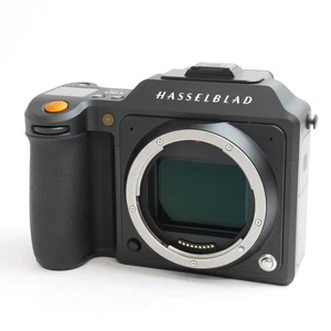 HASSELBLAD X2D 100C Medium Format Mirrorless Camera Body #138 - Picture 1 of 12