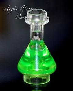 NEW Lego Minifig Trans Green Food BOTTLE Belville/Friends/Monster Scientist Vial - Picture 1 of 2