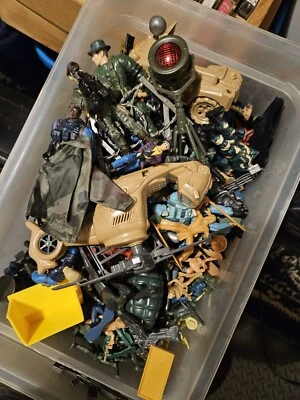 G.I. Joe Lanard Corps Chap Mei 大量玩偶和配件车辆。 — 第 1/4 张图片