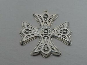 1975 Reed & Barton Sterling Silver Christmas Cross Ornament MM-11