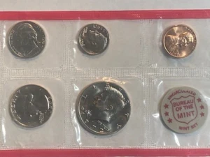 Mint Set - 1972 D US Mint Set - Picture 1 of 2