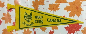 Scouts Canada Vintage Pennant,  Wolf Cubs Canada DYB  1970s - Imagen 1 de 4