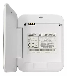 Samsung Battery Charger for Galaxy S4 Zoom (EP-B740CEWE) - Picture 1 of 2