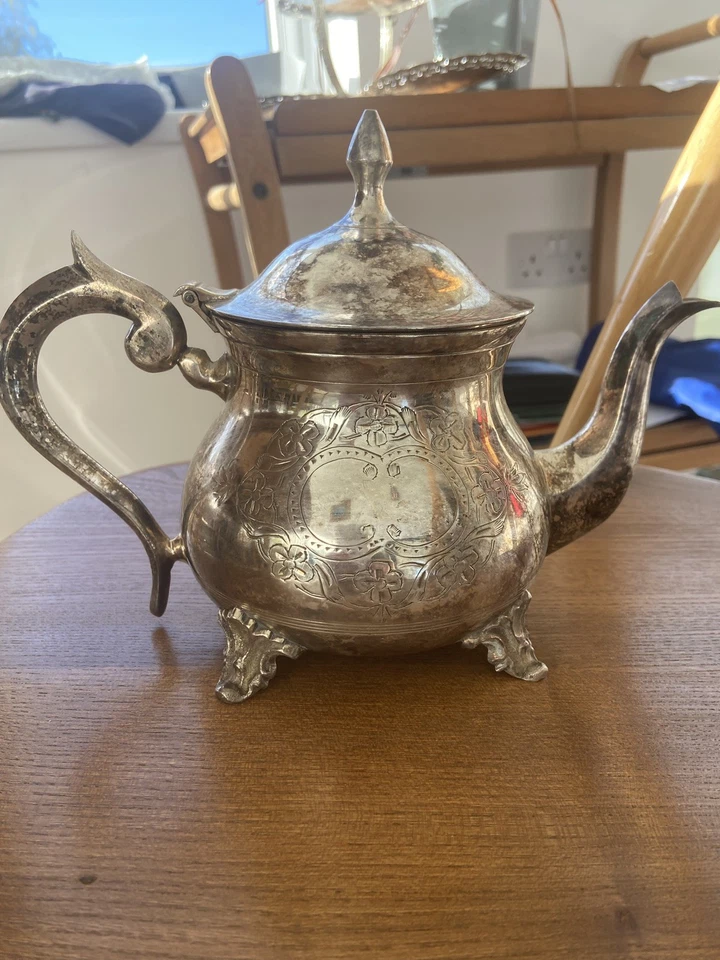 Vintage Colonial Style Silver Plated 17cm Tea Pot - image 1 of 1