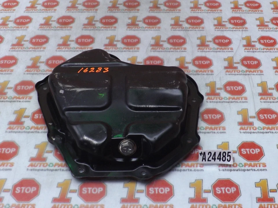 2011-2017 NISSAN JUKE 1.6L LOWER OIL PAN 11110-1KC0B OEM - Изображение 1 из 4