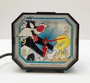 Westclox Sylvester Tweety Bird Alarm Clock Model 22090-22540 Vintage 1995 WORKS! - Picture 1 of 9