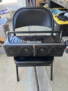 Magnavox D8347 / Philips D8349 Cu-Booster Boombox Stereo Cassette 6 Speakers - Picture 1 of 15