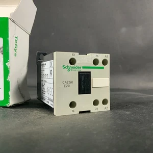 RELÉ DE CONTROL SCHNEIDER ELECTRIC CA2 SKE20B7 ($50 OBO) - Imagen 1 de 6