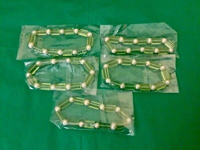 Lote de 5 pulseras elásticas naturales blancas de agua dulce y plástico verde de 7 pulgadas Foto 1 de 3