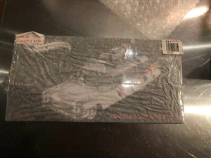 Hot Wheels Elite Ghostbusters 1&2 Ecto-1 1:43 RARE New - Picture 1 of 5