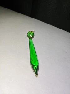 NOS 1 PIECE ONLY! GREEN CRYSTAL SPEAR ICICLES CHANDELIER LAMP PART GERMANY - Picture 1 of 11