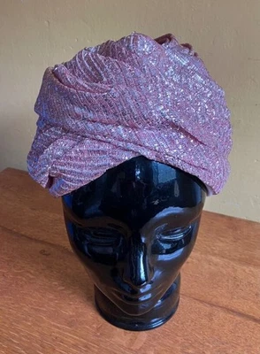 复古 Christian Dior Chapeaux 头巾-巴黎-纽约-粉色和银色-EUC-1950 年代 — 第 1/4 张图片