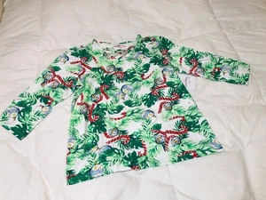 Woman’s Christmas Print 3/4 Sleeves V Nick NWT - Picture 1 of 12