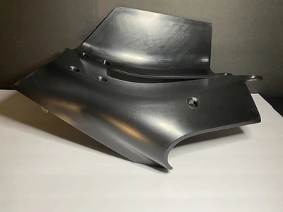 Cubierta del subchasis izquierdo Husqvarna Svartpilen 701 21108041033 OEM 2019-20 Foto 1 de 4