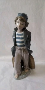 Lladro 5055 Navi Ragazzo Con Cesti - Foto 1 di 9