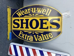 Wear U Well Porzellanschuhe, hochwertiges Flanschschild. Markiertes Original. - Bild 1 von 7