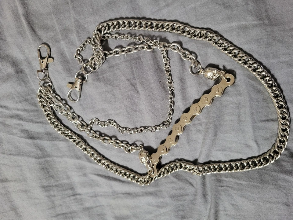 Totalmente Nuevo Cartera 3 Capas Cadena Calaveras, Cadena Bicicleta, Eslabón de Cadena Foto 1 de 1