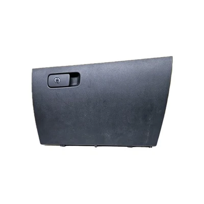 Tampa de caixa de luvas Volkswagen Passat VW 2012-2019 com trava compartimento de porta preta - Imagem 1 de 4