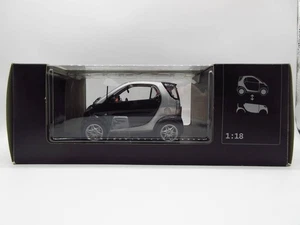1/18 Smart City Coupe For Two Dealer Special Mini Car Black White - Picture 1 of 10