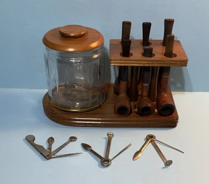 Set tabacco humidor vintage supporto/portapacchi in legno, 6 pipe, barattolo e strumenti, spedizione gratuita - Foto 1 di 24