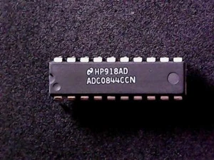 ADC0844CCN- National Semiconductor ADC (DIP-20) - Bild 1 von 1