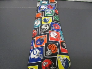 NFL Football Team Helmets Tie By Surrey, Great Graphics & Colors - Picture 1 of 7