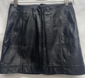 Wild Fable Women's Junior's Black Faux Leather Fitted Micro Mini Skirt Size 2 - Picture 1 of 3