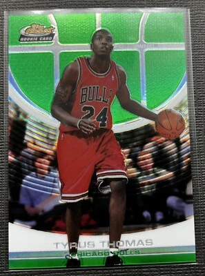 2005-06 Topps Finest 2006-07 Rookie Green Refractor 🔥🔥 /129 Tyrus Thomas #143 - Image 1 of 4