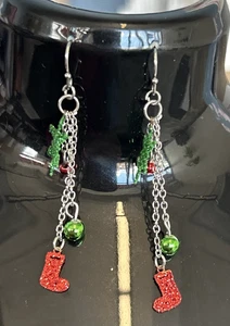 Silberfarbene funkelnde Ohrhänger - Bild 1 von 4