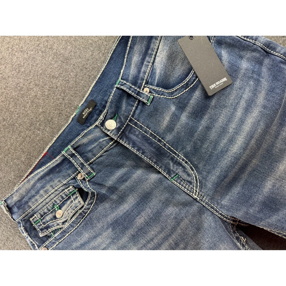 Pantalones de mezclilla rectos True Religion Ricky Big T con solapa para hombre talla 36x32 lavado medio Foto 1 de 4