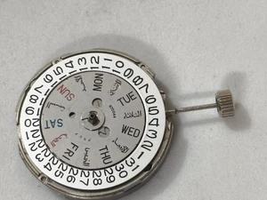 SEIKO AUTOMATIC MOVEMENT CAL NO.7019A DAY/DATE ON-3 CROWN AT-4 O'CLOCK A-382 - Picture 1 of 24