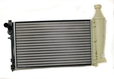 Radiateur de Refroidissement CITROEN SAXO 1.1 1.4 1.6 1996-2003 - Photo 1/4