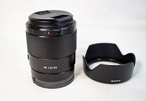 Sony FE 35mm f/1.8 Prime Portrait Digital Camera Lens - Picture 1 of 8