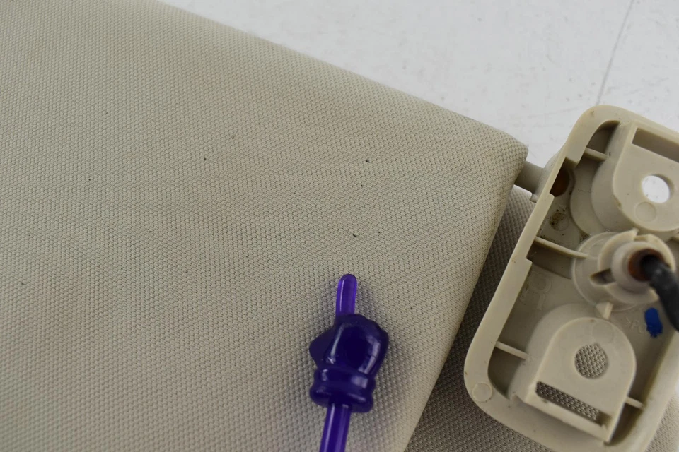 Used Right Sun Visor fits: 2016 Land rover Range rover dual blade Right Grade A - Image 1 of 4