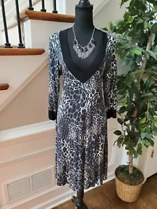 Karen Kane Women's Black/White Rayon V-Neck Long Sleeve Knee Length Dress L - Picture 1 of 12