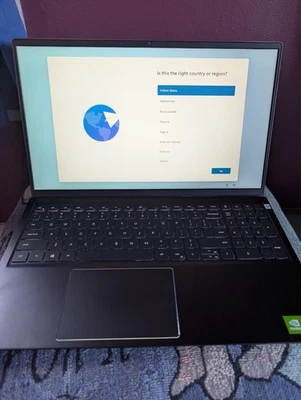 Dell Vostro 15 5510 15.6" i7-11370H 3.00 GHz 16GB RAM 500GB SSD Win 11 Pro - Image 1 of 3