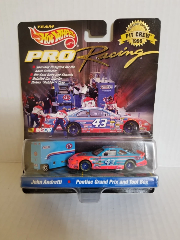 Hot Wheels #43 STP 1998 Pontiac Grand Prix - Pit Crew 1:64 Diecast Car