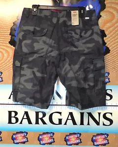 Mens Levi's Carrier Cargo Shorts $24.99 100% Cotton - Picture 1 of 13
