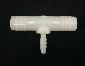 SeaStar Solutions/BluSkies/Thogus White 5/8" x 5/8" x 1/4" Barbed Tee BK0280039 - Picture 1 of 3