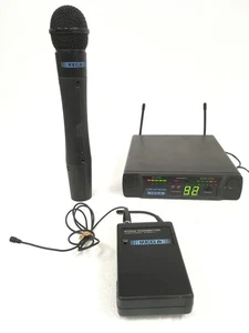 Vega R2020 UHF Wireless Microphone System w/ Antenna, Mic & BT2020 Transmitter - Picture 1 of 14
