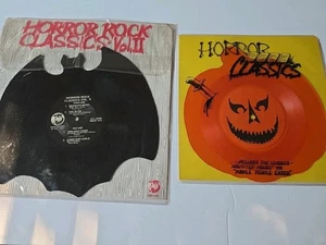 HALLOWEEN HORROR ROCK CLASSICS VOL 1 & 2 PUMPKIN VAMPIRE BAT SHAPED VINYL RECORD - Foto 1 di 6