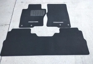 2022-23 Nissan Frontier Crew Cab Original Floor Mats Black 3 Piece Very Good  - Picture 1 of 10