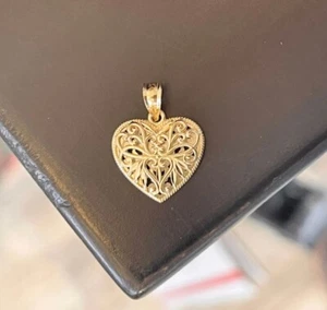14KT Yellow Gold + White Gold Filigree Reversible Heart Pendant Charm - Picture 1 of 5