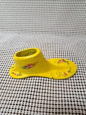 Antiguo molde para zapatos zapatero zapatero de hierro fundido para niños pintado y pegatinas florales Foto 1 de 4