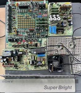 SONY VPH-1040QM COLOR VIDEO PROJECTOR PARTS - Picture 1 of 6