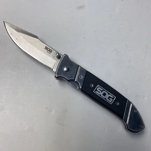 SOG Fielder Single Blade, Sturdy, Folding Linerlock Tactical Knife - Picture 1 of 4