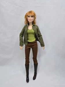 Barbie Signature Jurassic World CLAIRE Doll  2017 Mattel FJH58 articulated - Bild 1 von 9