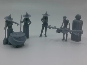 'Hexen' (unbemalt)- Modelleisenbahn Figuren H0 1/87 - Bild 1 von 1