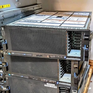 IBM System X3850 X5 4U Barebone Server 4x CPU Sockets LGA 1567 2x 1975watt PSUs - Picture 1 of 9