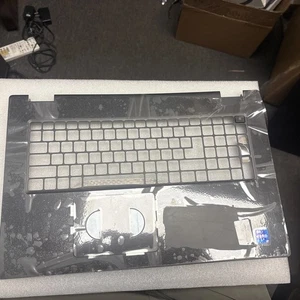 New Dell Precision 17 7770  Palmrest Touchpad Assembly Y40CN 6HWXW C8D9Y M23 - Picture 1 of 11